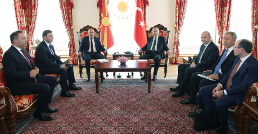 Başbakanı Kovaçevski, İstanbul’da Türk işadamları ile bir araya geldi