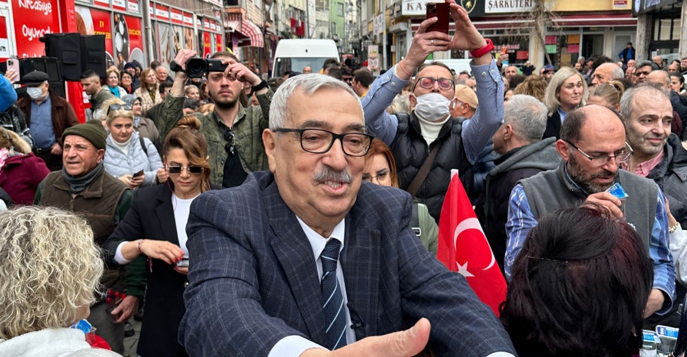 Emin Halebak'ın Seçim İrtibat Bürosu Hizmete Açıldı!